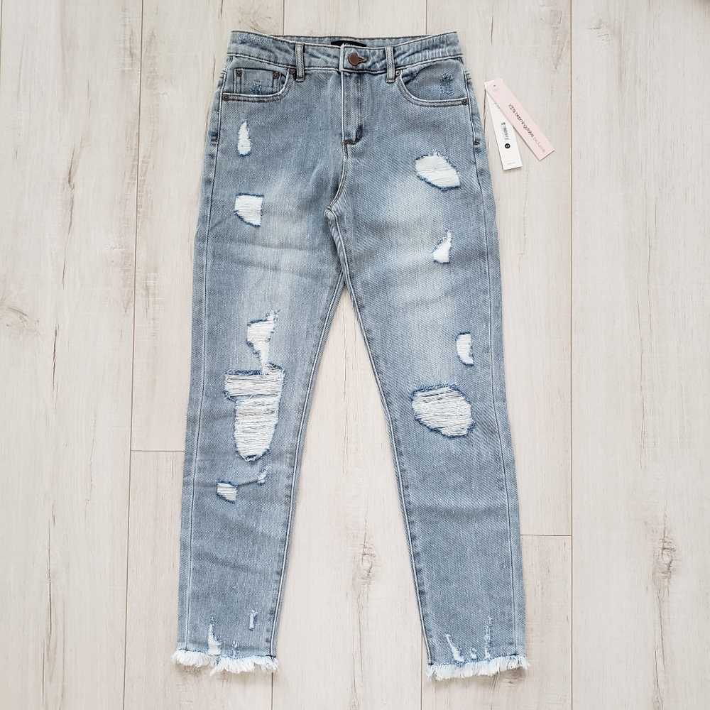 Aqua Girls High Rise Relaxed Fit Distressed Fall Jeans Size 10 Light Wash Blue
